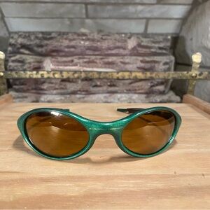 Vintage 90’s Oakley Eye Jacket 1.0 Metallic Green Gold Iridium Sunglasses Rare